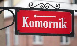 Czy komornik może zabrać becikowe? Ochrona przed zajęciem świadczenia