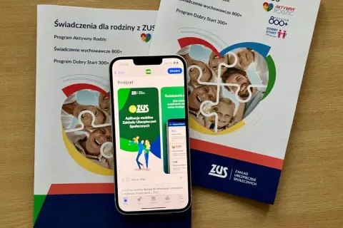 Aplikacja mobilna ZUS ułatwia dostęp do świadczeń, w tym świadczenie wychowawcze 800+.