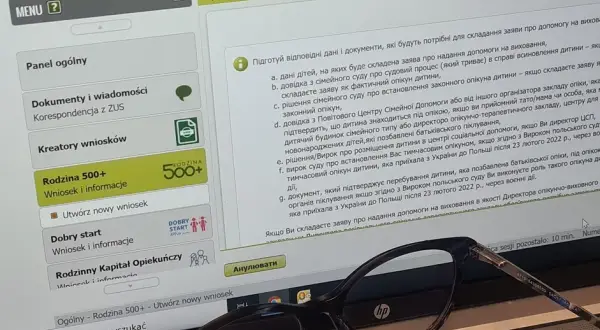 Jak sprawdzić kiedy wypłata 500 plus i uniknąć opóźnień w płatności