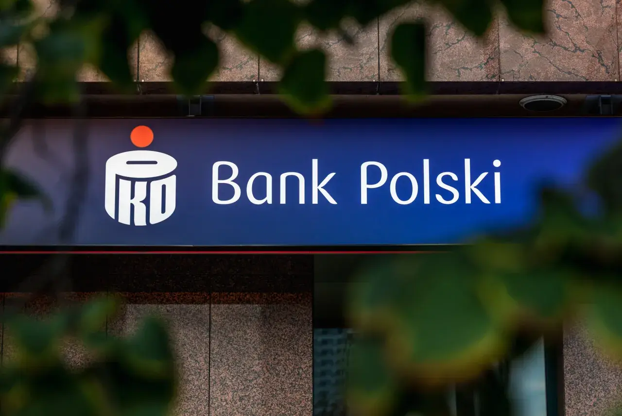 PKO BP a KRD: Bank sprawdza! Czy dostaniesz kredyt z długami?